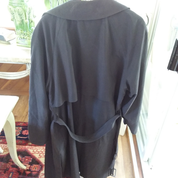 SOLD GREAT DEAL!!!!  MEN'S Double Breasted coat - Picture 4 of 6